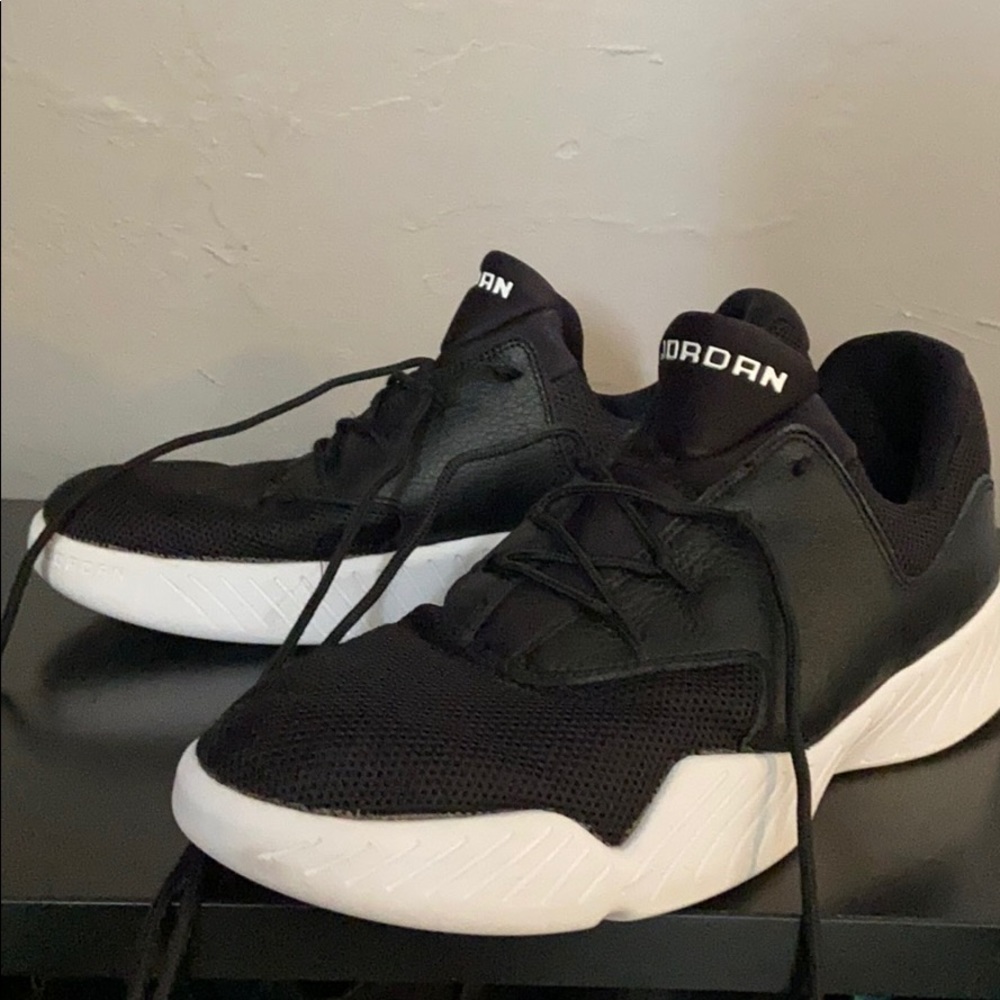 Air Jordan men’s 10.5